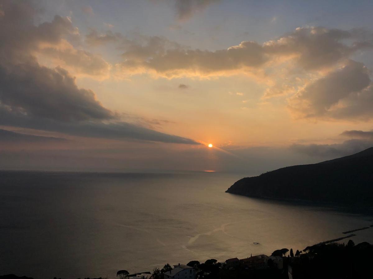 Appartamento Moneglia Rebecca Holidays Exterior photo