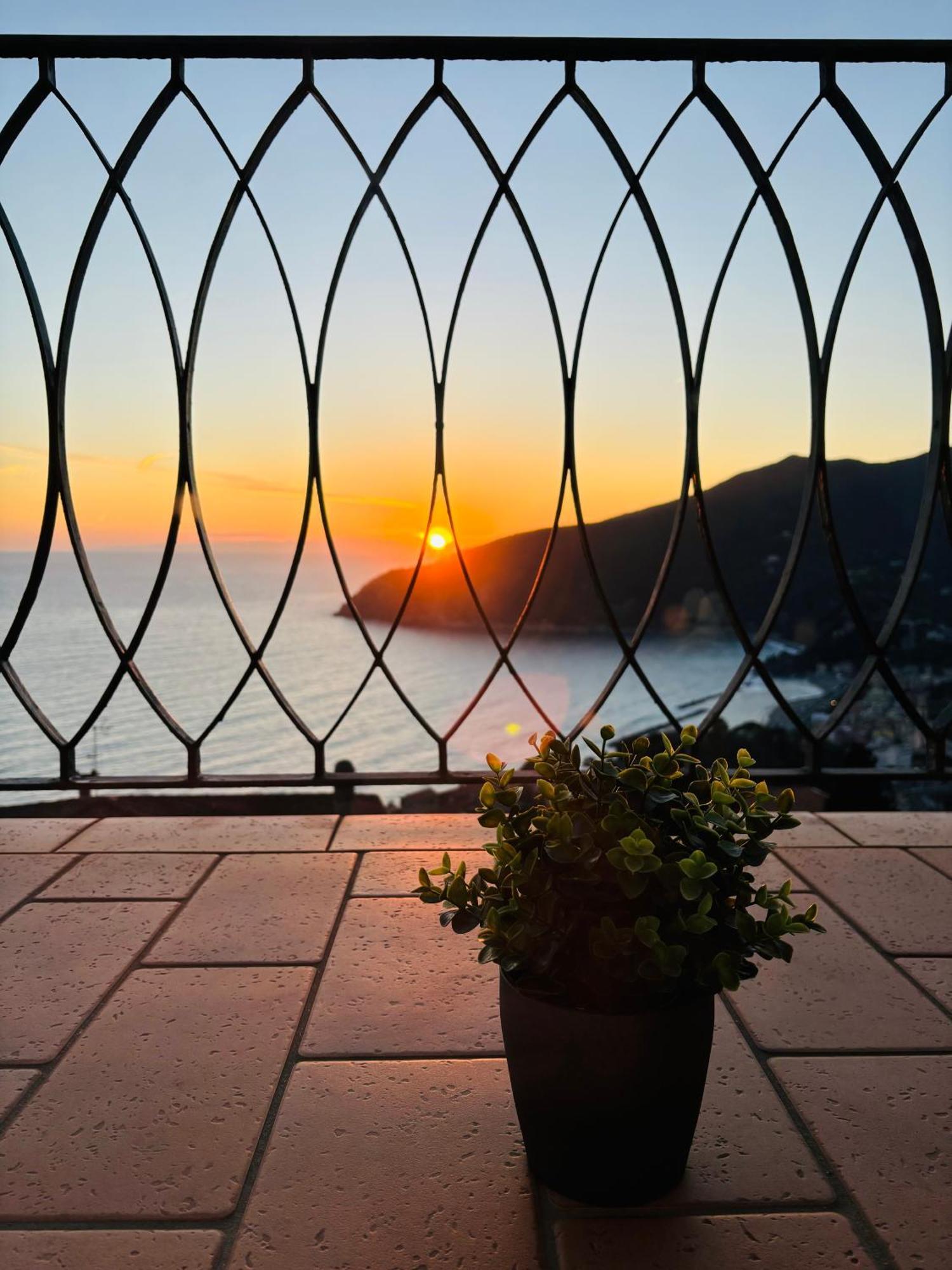 Appartamento Moneglia Rebecca Holidays Exterior photo